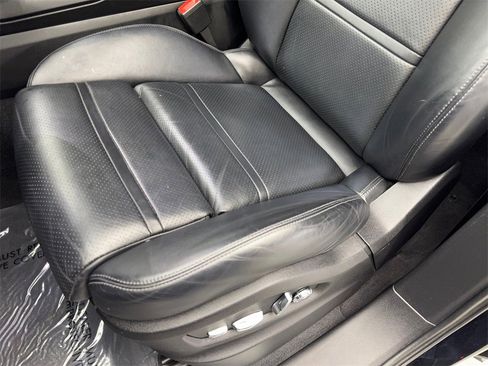 Used 2021 Porsche Cayenne Coupe image 27