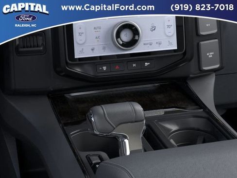 New 2025 Ford F150 Lightning Flash AWD/4WD image 15