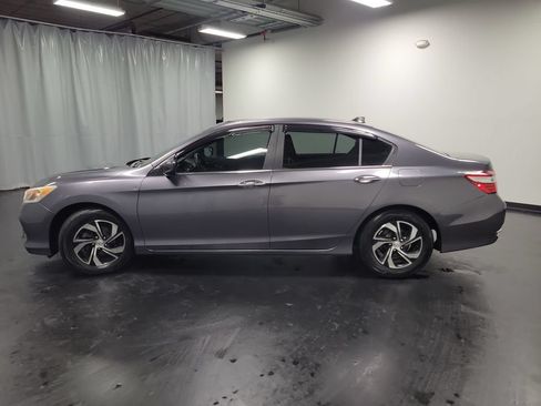Used 2016 Honda Accord LX image 5