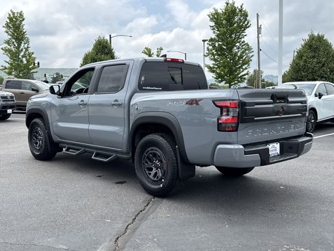 New 2025 Nissan Frontier PRO-4X image 4