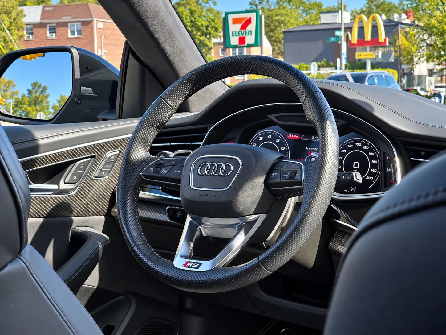 Used 2021 Audi RS Q8 w/ Black Optic Package AWD/4WD image 19