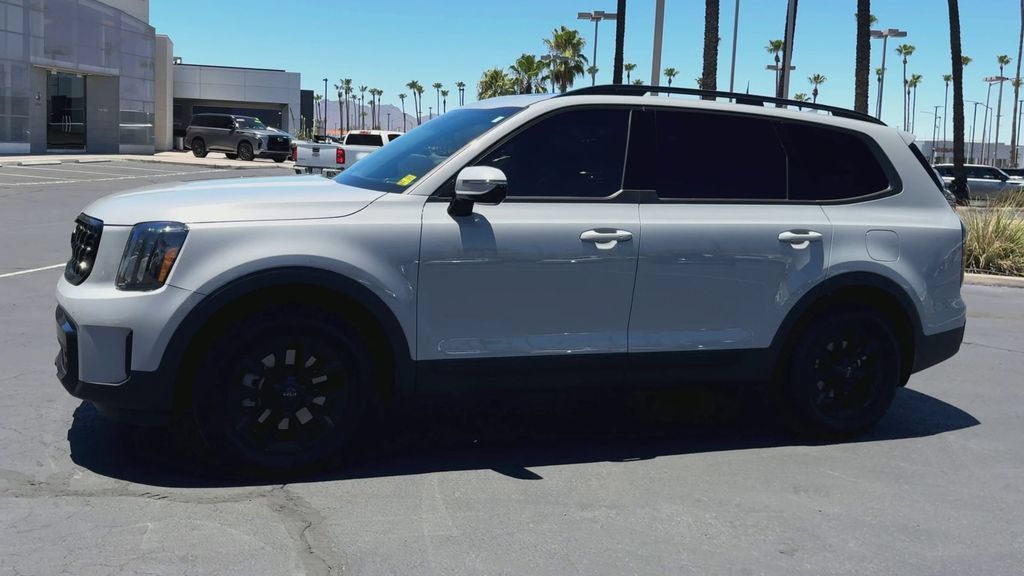 Used 2025 Kia Telluride SX Prestige X-Pro AWD/4WD image 6