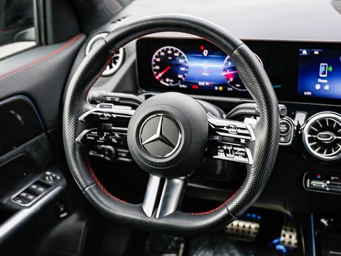 Certified 2025 Mercedes-Benz GLA 250 GLA 250 image 13