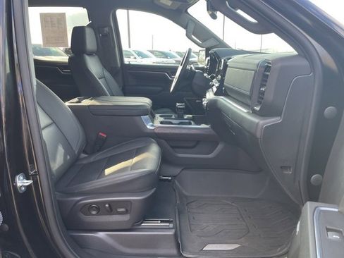 Used 2023 GMC Sierra 1500 SLT image 29