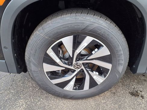 New 2026 Volkswagen Tiguan S image 11