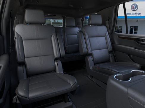 New 2026 Chevrolet Tahoe High Country AWD/4WD image 17