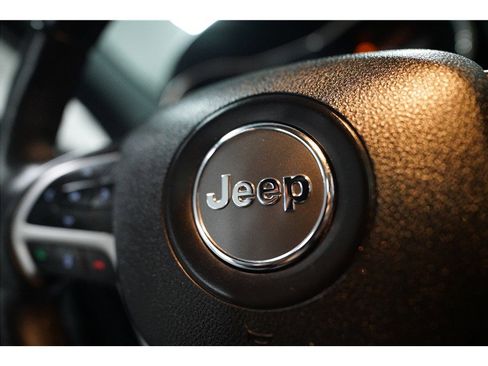 Used 2018 Jeep Grand Cherokee High Altitude image 25