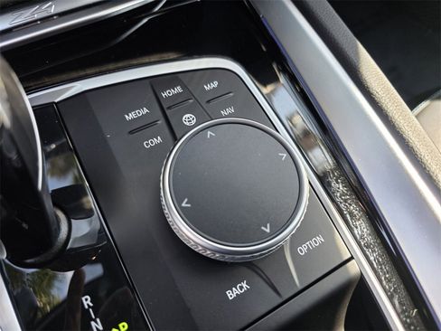 Used 2023 BMW Z4 M40i w/ Premium Package image 19