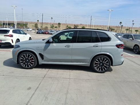 New 2026 BMW X5 xDrive50e w/ M Sport Package AWD/4WD image 3