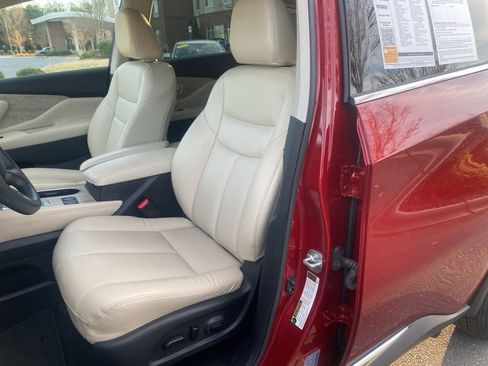 Used 2024 Nissan Murano SV image 13