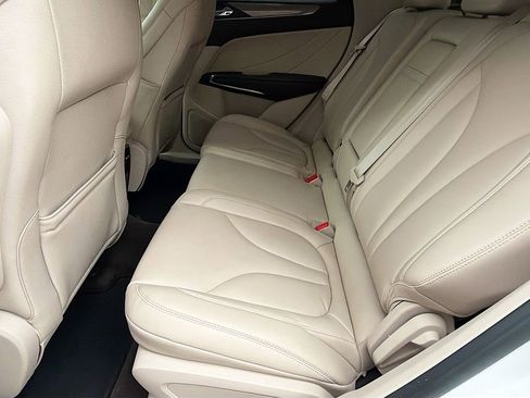 Used 2017 Lincoln MKC Premiere FWD image 35