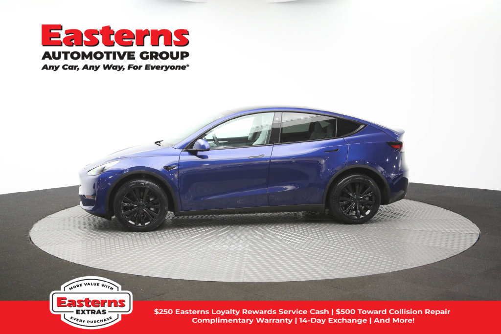 Used 2023 Tesla Model Y Long Range AWD/4WD image 55