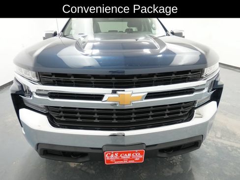 Used 2021 Chevrolet Silverado 1500 LT AWD/4WD image 2