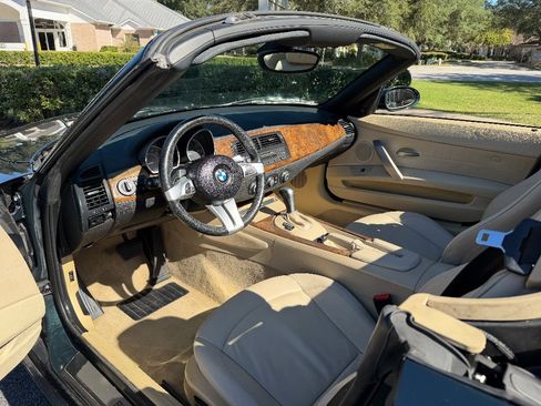 Used 2008 BMW Z4 3.0i image 19