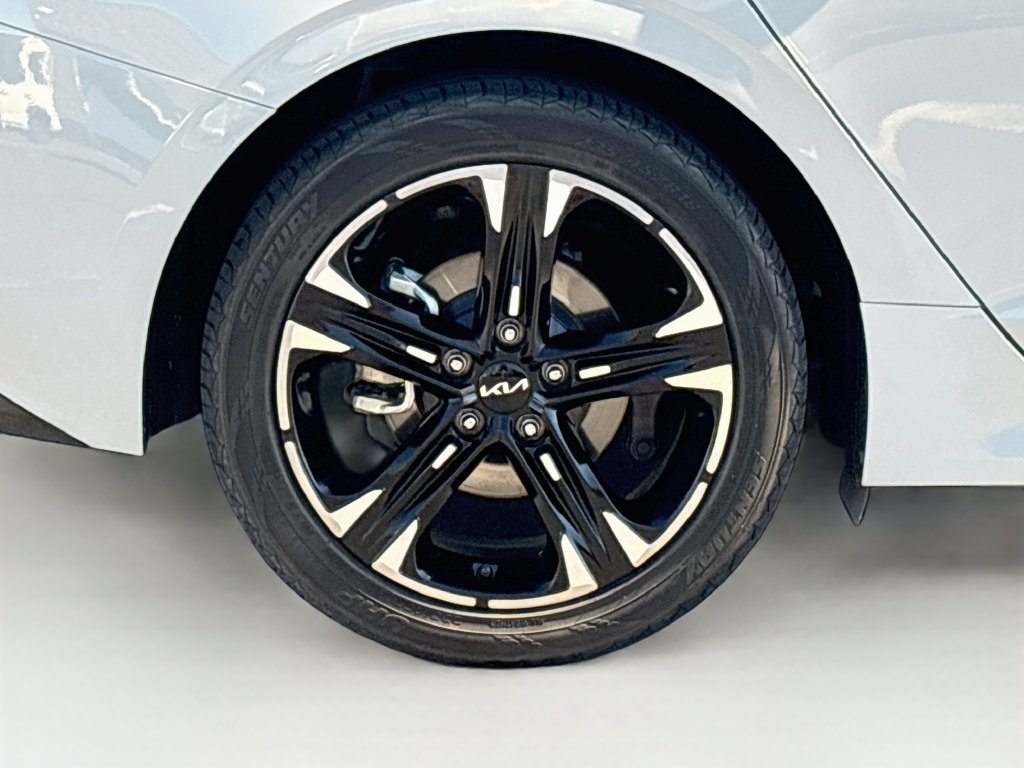 Used 2024 Kia K5 GT-Line w/ GT-Line Premium Package FWD image 32