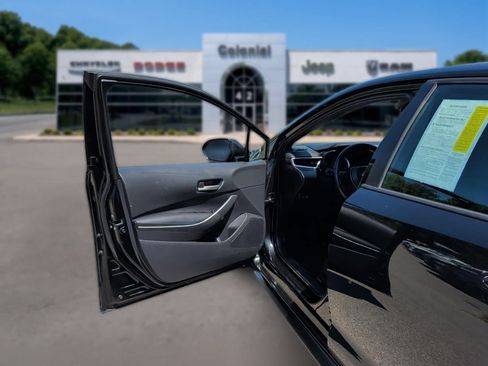 Used 2022 Toyota Corolla SE FWD image 11