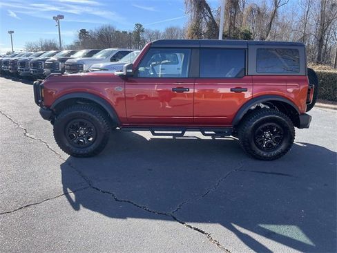 Certified 2023 Ford Bronco Wildtrak image 30