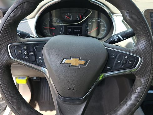 Used 2019 Chevrolet Malibu LT w/ Driver Confidence Package II FWD image 5