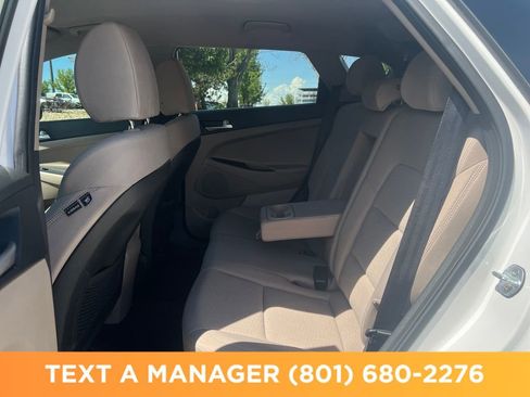 Used 2019 Hyundai Tucson Value FWD image 16