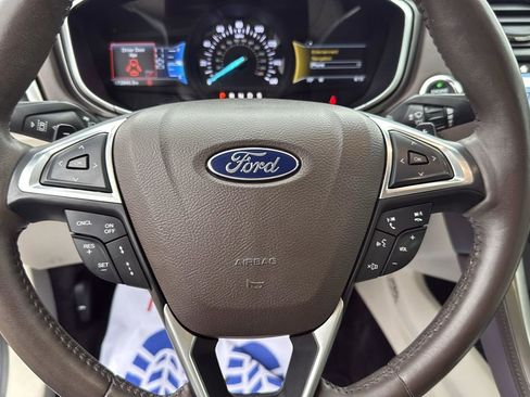 Used 2017 Ford Fusion Platinum image 15