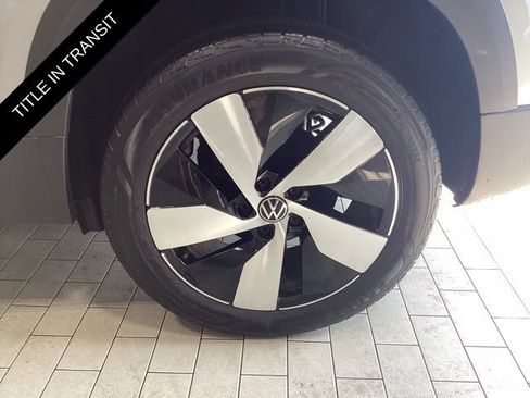 Used 2024 Volkswagen Taos S AWD/4WD image 23