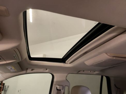 Used 2016 Chevrolet Tahoe LT image 15