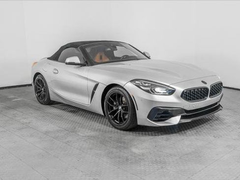 Used 2020 BMW Z4 sDrive30i w/ Convenience Package image 40