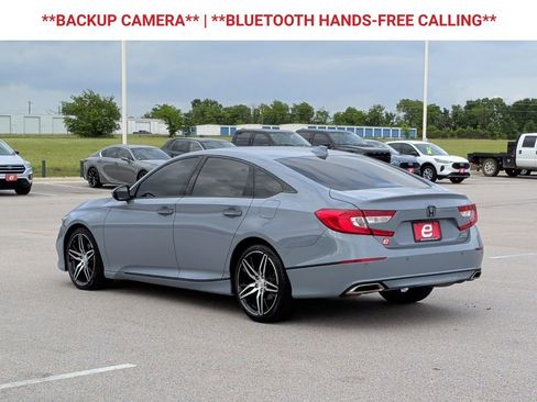 Used 2022 Honda Accord Touring image 6