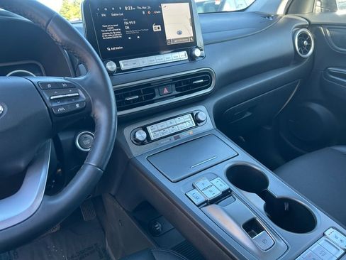 Used 2023 Hyundai Kona Limited image 20