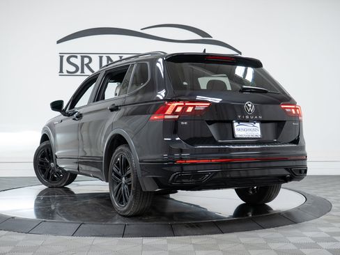 Used 2022 Volkswagen Tiguan SE R-Line image 28