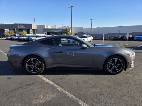Certified 2024 Ford Mustang Coupe image 7