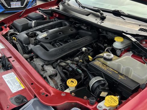 Used 2004 Chrysler Concorde LXi image 37