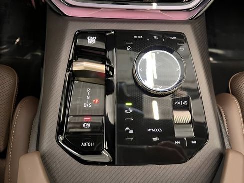Used 2025 BMW X3 xDrive30i AWD/4WD image 32