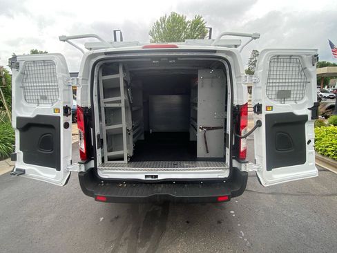 Used 2023 Ford Transit 250 Low Roof RWD image 12