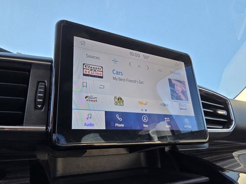 Used 2021 Ford Explorer Limited w/ Class III Trailer Tow Package image 17