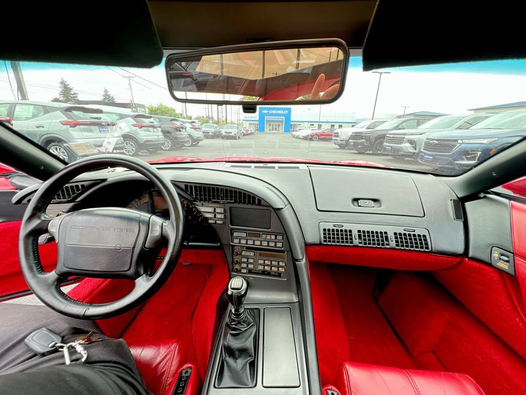 Used 1990 Chevrolet Corvette ZR-1 RWD image 17
