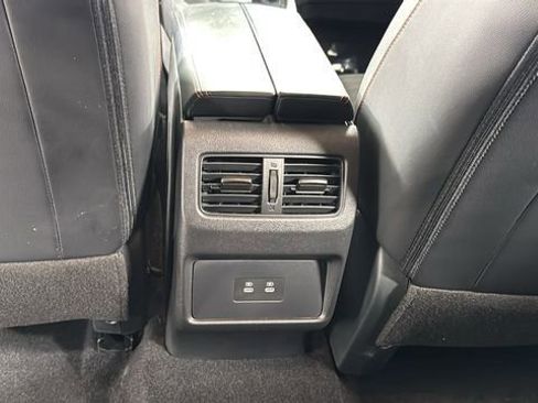 Certified 2025 Nissan Rogue SV AWD/4WD image 37