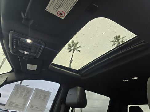 Used 2022 GMC Sierra 2500 AT4 w/ AT4 Premium Plus Package image 31