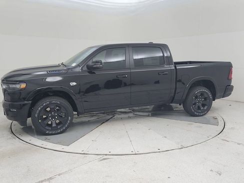 New 2026 RAM 1500 4x4 Crew Cab image 9