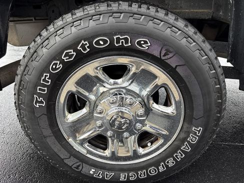 Used 2024 RAM 2500 Tradesman w/ Chrome Appearance Group AWD/4WD image 15