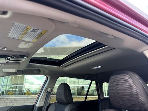 Used 2025 Subaru Outback Premium image 24