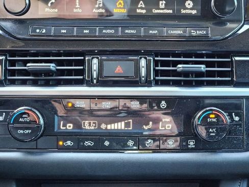 Certified 2024 Nissan Pathfinder SL w/ SL Premium Package image 24