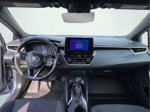 Certified 2025 Toyota Corolla SE w/ Convenience Package FWD image 10