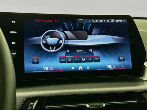 Used 2025 BMW X1 M35i AWD/4WD image 16