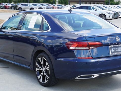 Used 2020 Volkswagen Passat 2.0T SEL FWD image 8
