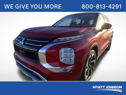 Used 2024 Mitsubishi Outlander SE Black Edition