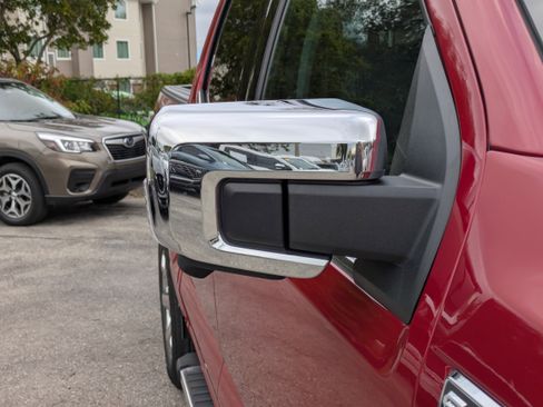 Used 2022 Ford F150 Lariat image 12