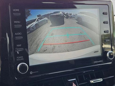 Used 2022 Toyota Corolla SE image 9