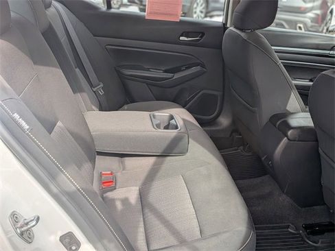 Used 2021 Nissan Altima 2.5 SV image 32