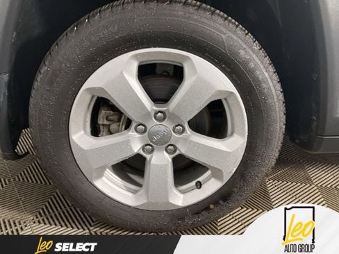 Used 2021 Jeep Compass Latitude AWD/4WD image 24